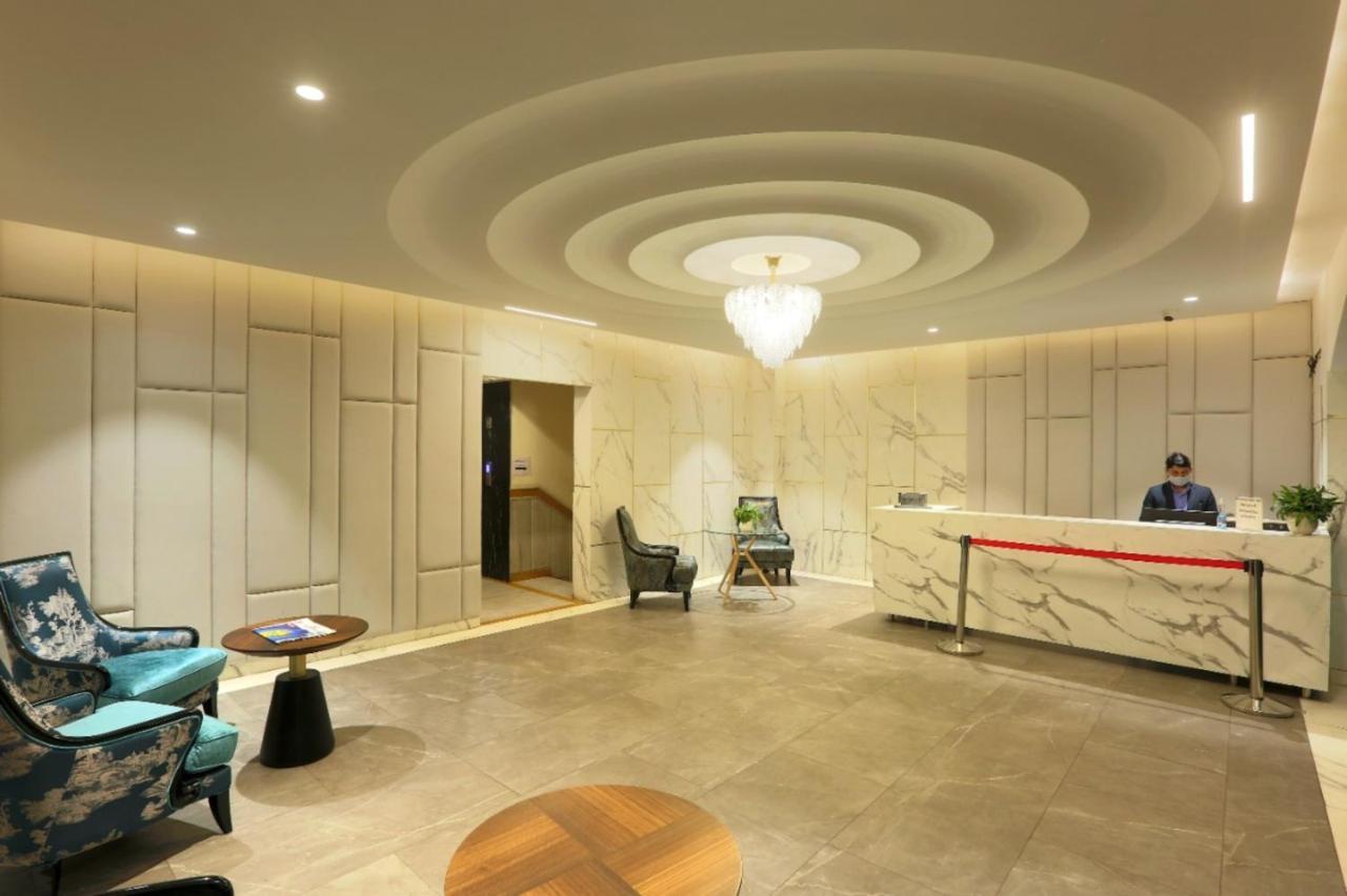 Hotel Lohias Delhi Airport 新德里 外观 照片