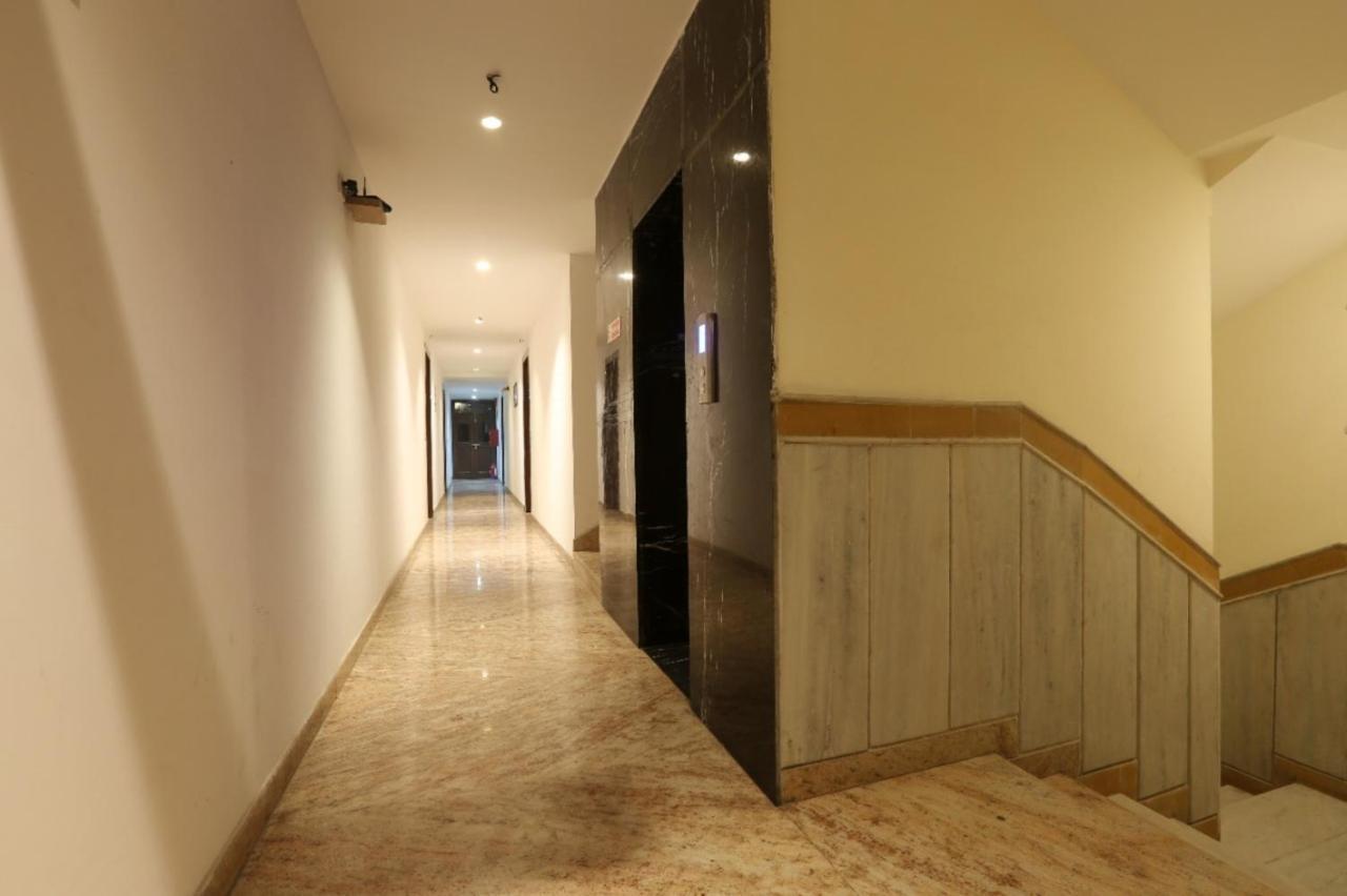 Hotel Lohias Delhi Airport 新德里 外观 照片